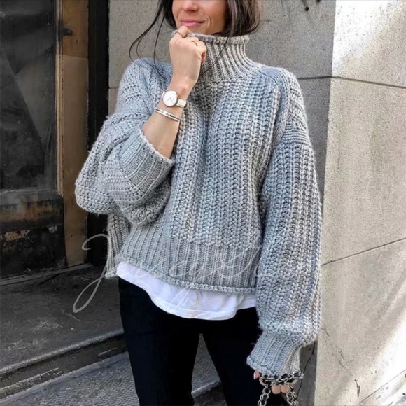 Sweaters - Gray Knit Turtleneck Pullover Sweater